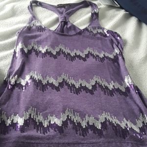 Cute tank with small sequence